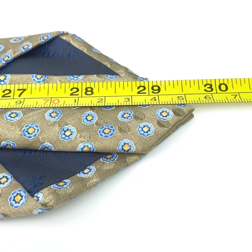 JOS A BANK Tie Grayish Beige Blue Yellow Floral 100% Silk Hand-sewn Necktie 59